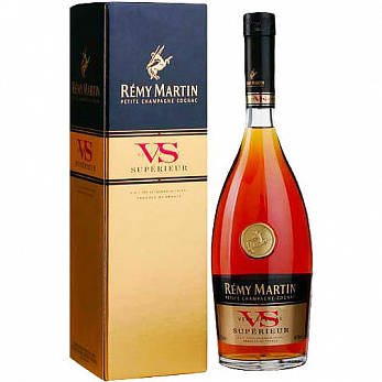 Коньяк «Реми Мартин» VS 0.5L